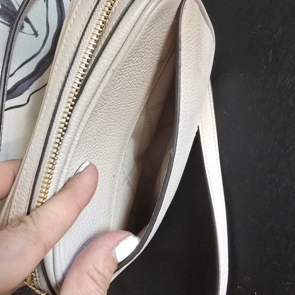 Michael Kors Jet Set Small Pebbled Leather Convertible Crossbody Belt Bag Soft P - Picture 7 of 11